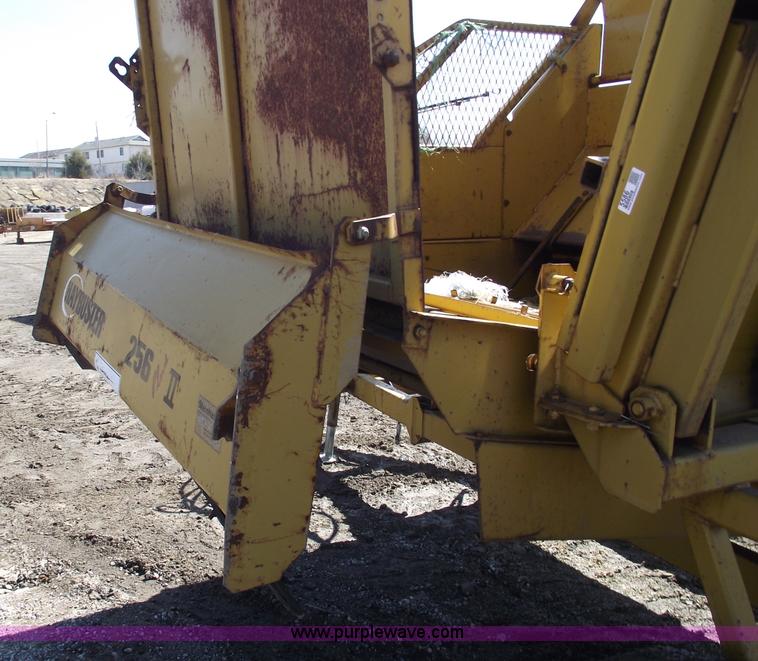 image for item 5586 HayBuster 256 Plus II self loader