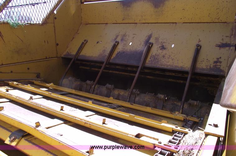 image for item 5586 HayBuster 256 Plus II self loader
