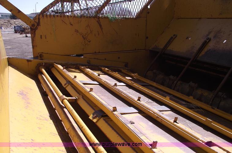 image for item 5586 HayBuster 256 Plus II self loader