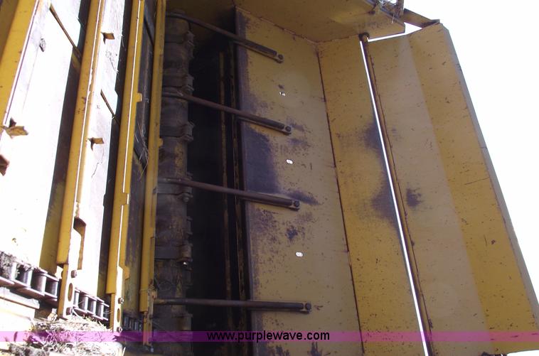 image for item 5586 HayBuster 256 Plus II self loader