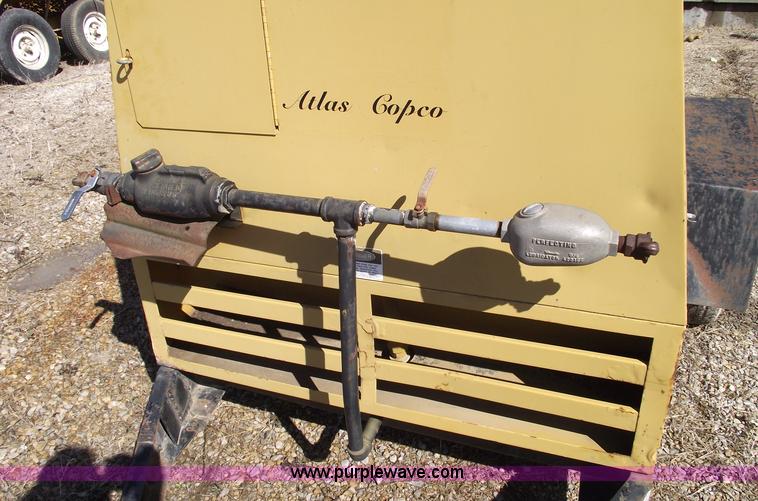 image for item 5590 1991 Atlas Copco air compressor