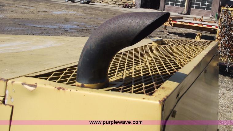 image for item 5590 1991 Atlas Copco air compressor