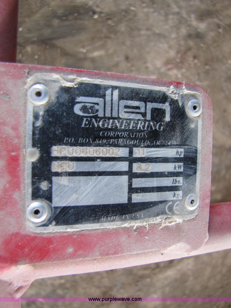 image for item 8647 Allen Razorback rolling screed