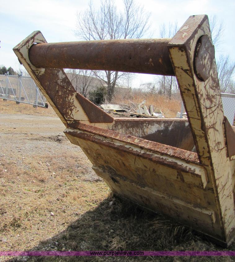 image for item 8654 Gravel box