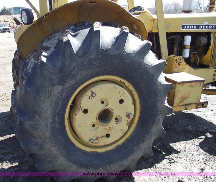 image for item 9562 John Deere 648 tractor with canopy