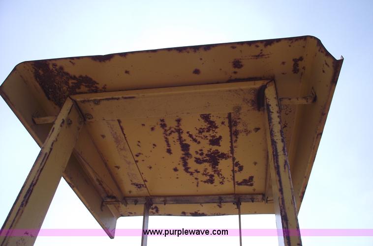 image for item 9562 John Deere 648 tractor with canopy