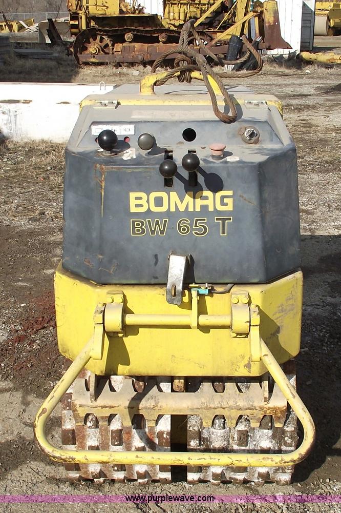 image for item 9567 Bomag GW65T walk behind compactor