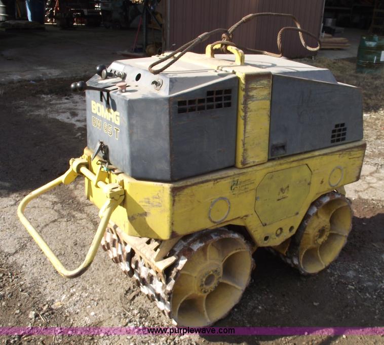 image for item 9567 Bomag GW65T walk behind compactor