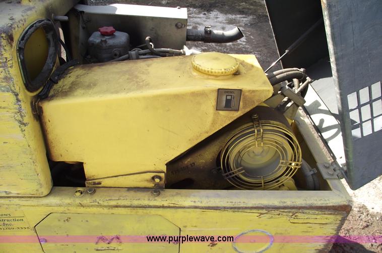 image for item 9567 Bomag GW65T walk behind compactor