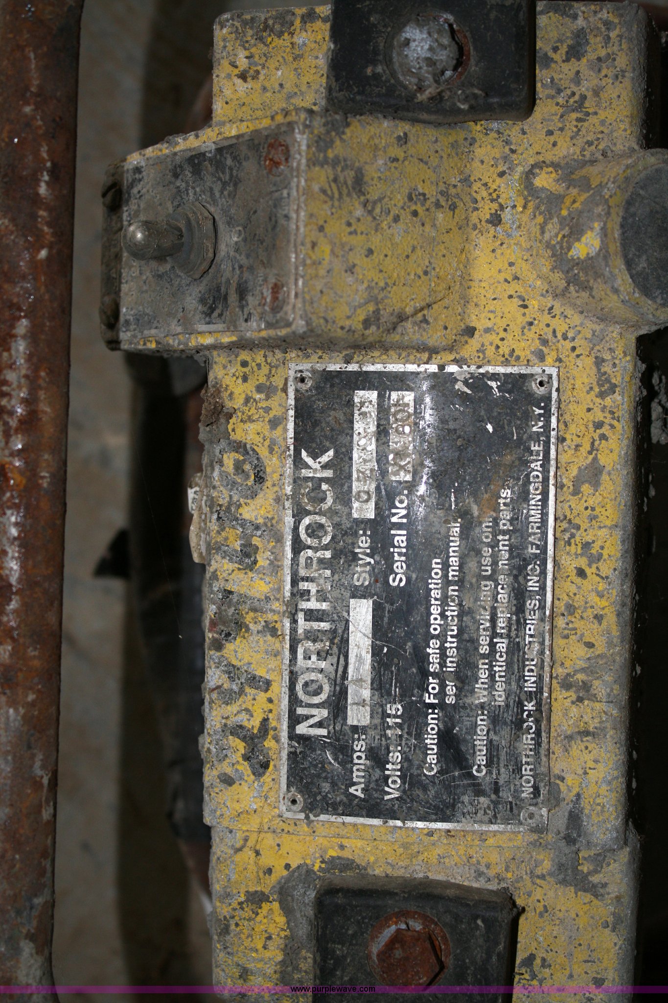 Northrock concrete vibrator with 11' flexible shaft in Tonganoxie, KS