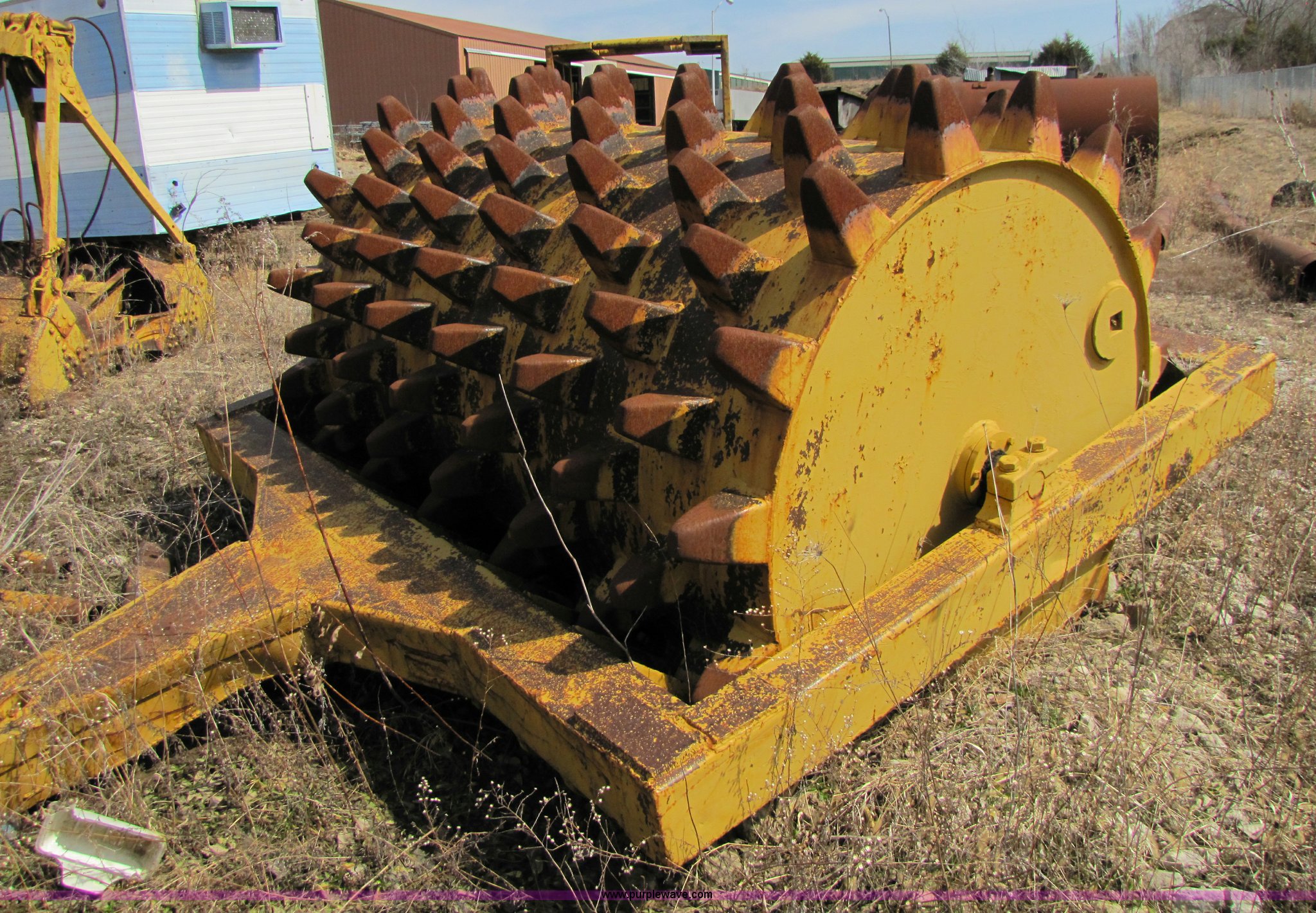 Pull behind sheeps foot compactor in Tonganoxie, KS Item 8653 sold