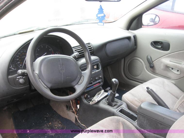 image for item 2324 1997 Saturn SC1