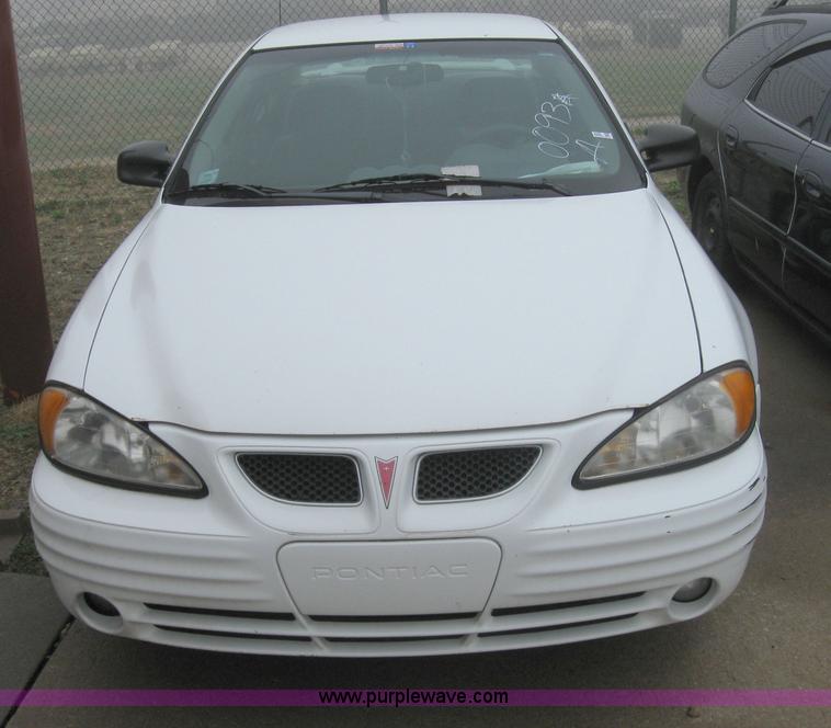image for item 2326 1999 Pontiac Grand Am SE