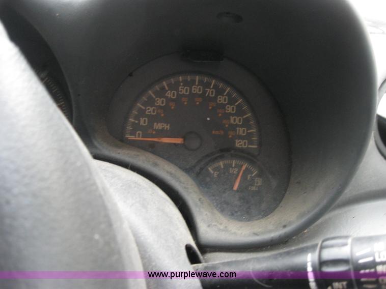 image for item 2326 1999 Pontiac Grand Am SE