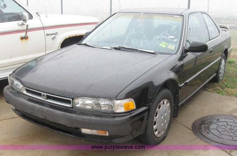 image for item 2330 1991 Honda Accord LX