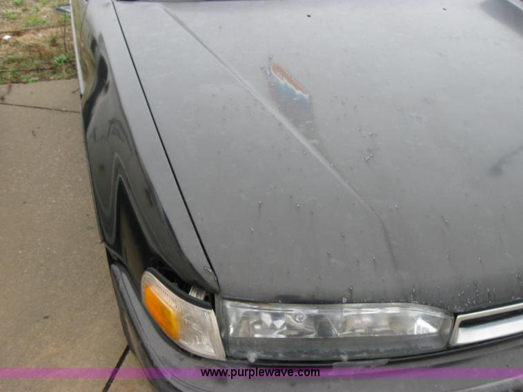 image for item 2330 1991 Honda Accord LX