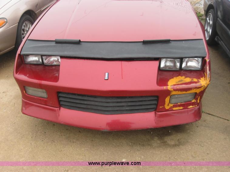 image for item 2332 1991 Chevrolet Camaro RS