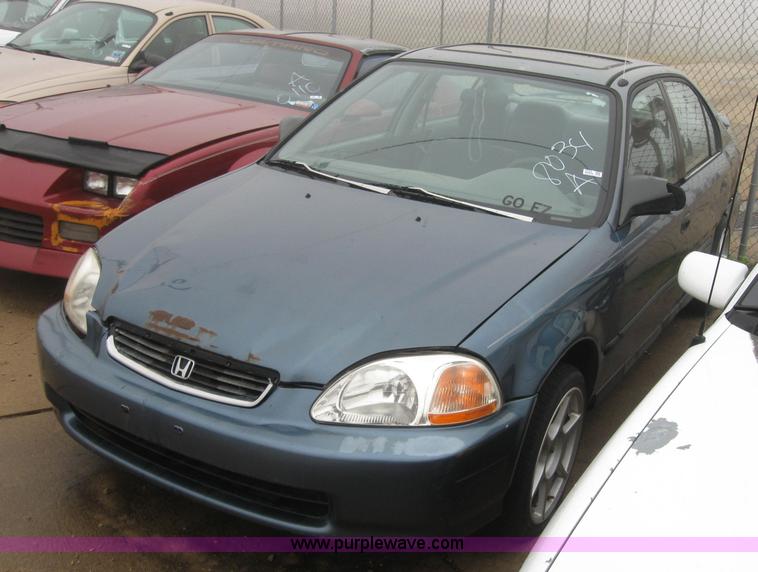 image for item 2333 1996 Honda Civic DX
