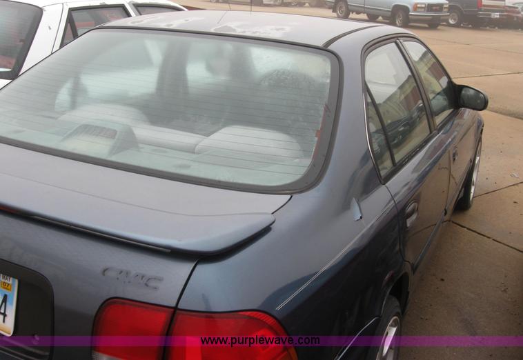 image for item 2333 1996 Honda Civic DX