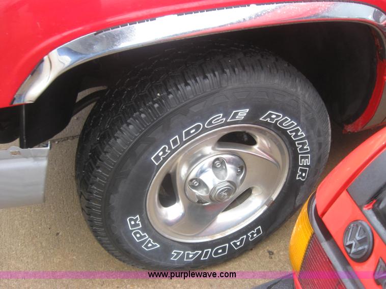 image for item 2337 1998 Dodge Ram 1500 Laramie SLT quad cab pickup truck