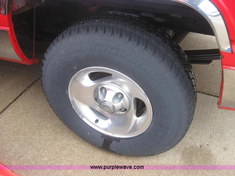 image for item 2337 1998 Dodge Ram 1500 Laramie SLT quad cab pickup truck