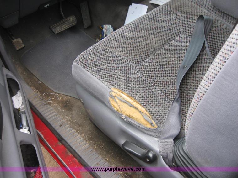 image for item 2337 1998 Dodge Ram 1500 Laramie SLT quad cab pickup truck