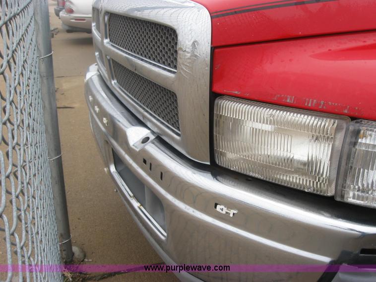 image for item 2337 1998 Dodge Ram 1500 Laramie SLT quad cab pickup truck