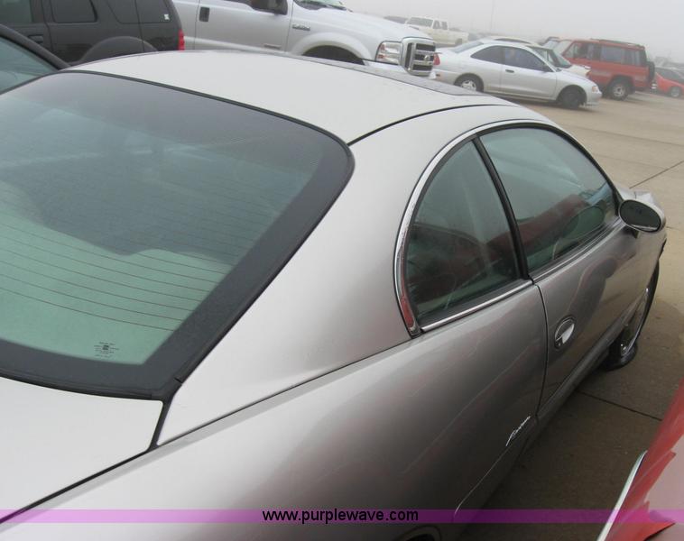 image for item 2340 1997 Buick Riviera