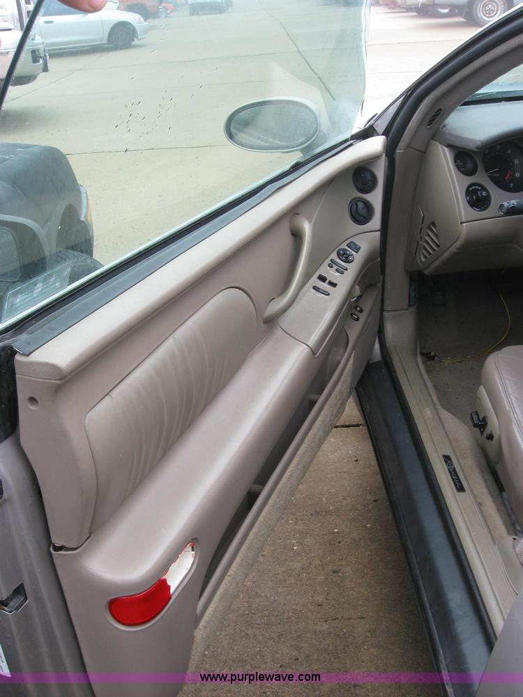 image for item 2340 1997 Buick Riviera