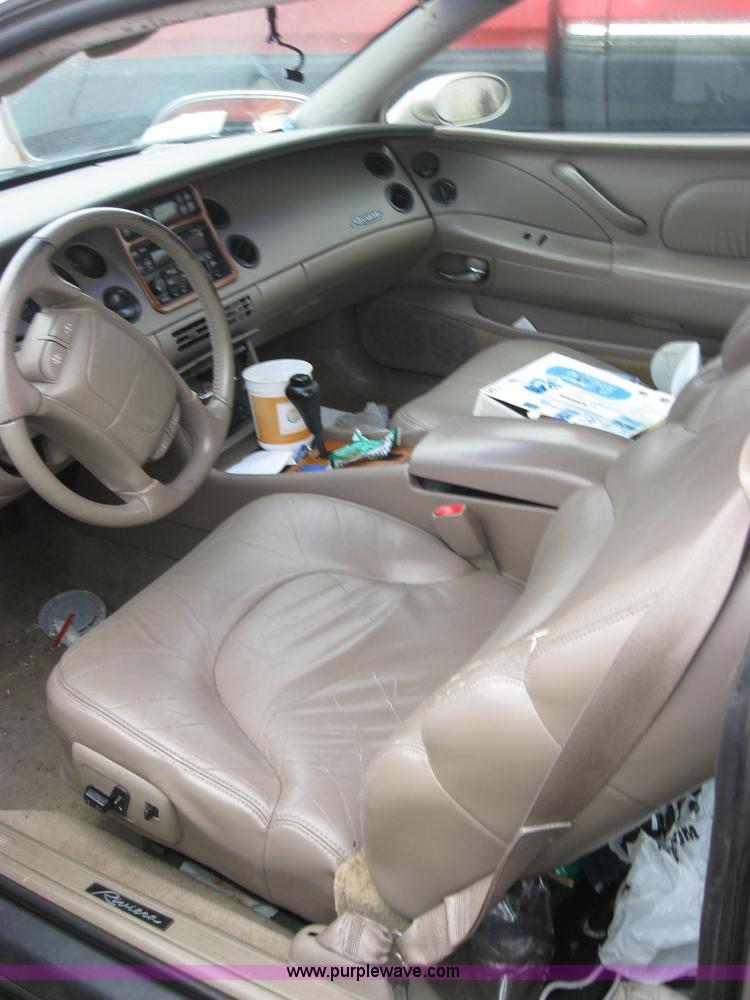 image for item 2340 1997 Buick Riviera