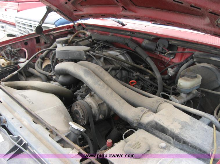 image for item 2344 1988 Ford Bronco SUV