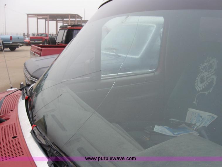 image for item 2344 1988 Ford Bronco SUV