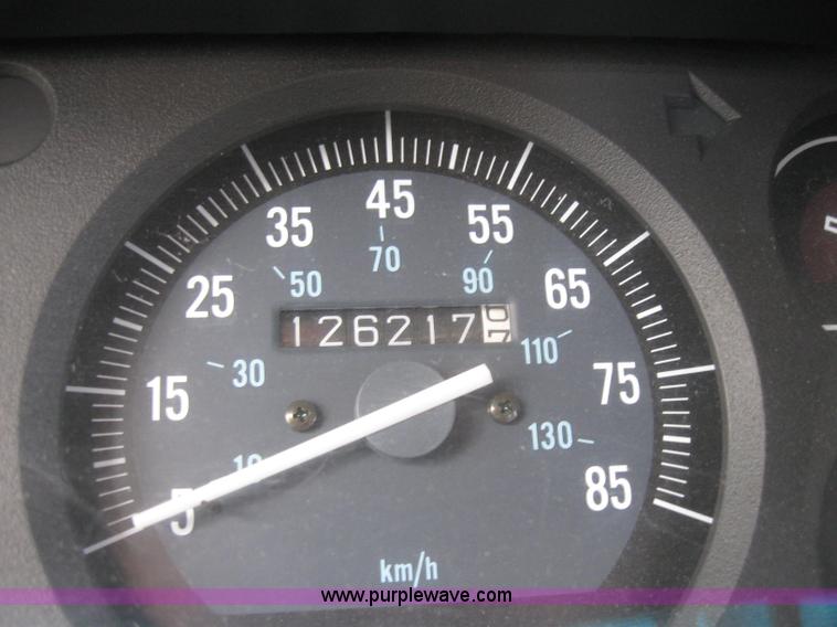 image for item 2345 1995 Jeep Cherokee SE SUV