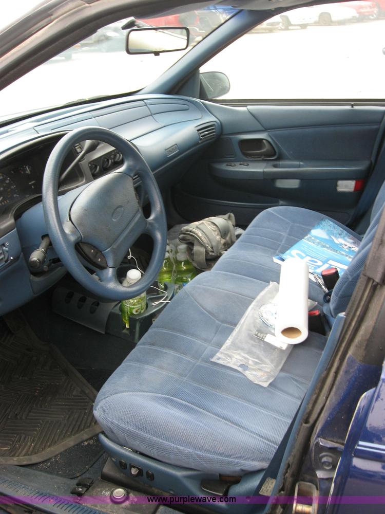 image for item 2346 1994 Ford Taurus GL