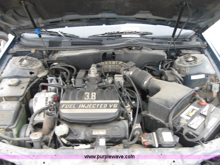 image for item 2346 1994 Ford Taurus GL