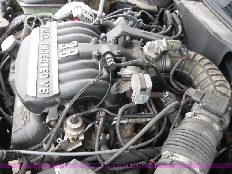 image for item 2346 1994 Ford Taurus GL