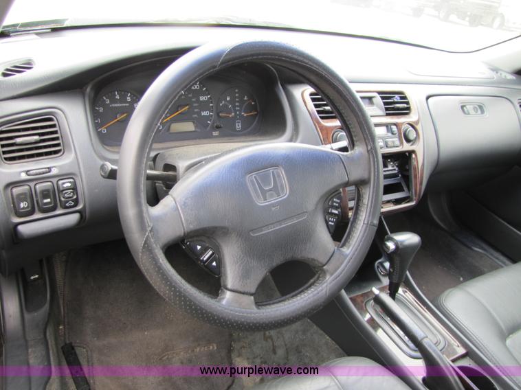 image for item 2347 1998 Honda Accord EX