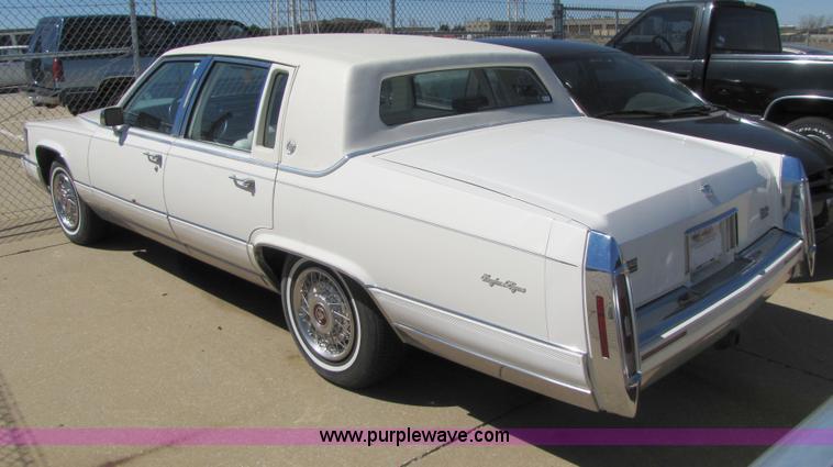 image for item 8540 1991 Cadillac Brougham