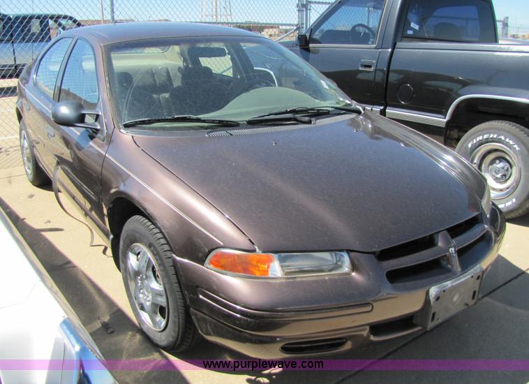 image for item 8541 1997 Dodge Stratus