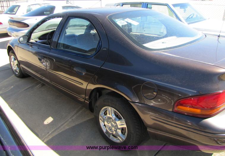 image for item 8541 1997 Dodge Stratus