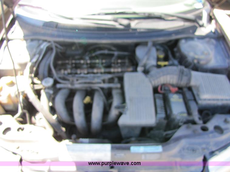 image for item 8541 1997 Dodge Stratus