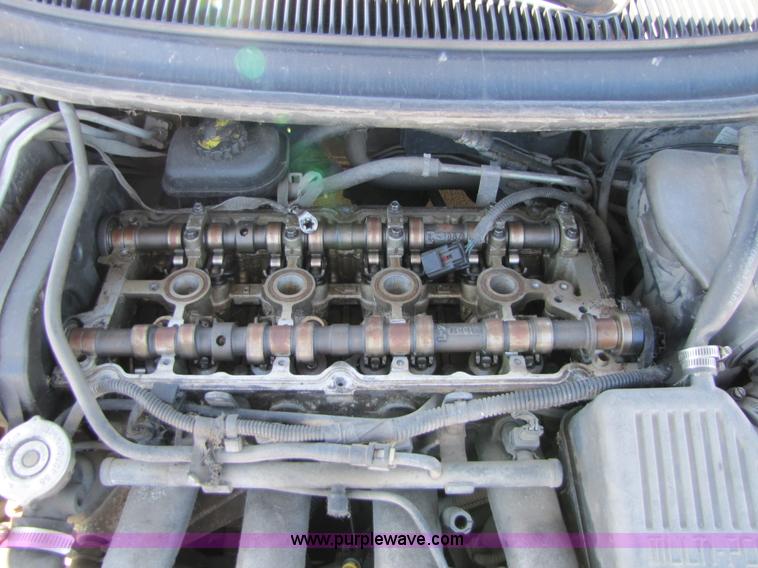 image for item 8541 1997 Dodge Stratus