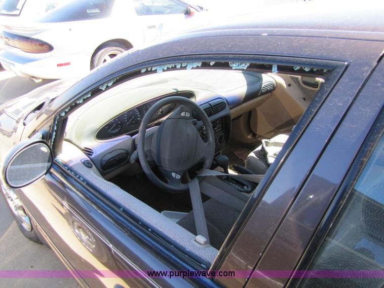 image for item 8541 1997 Dodge Stratus