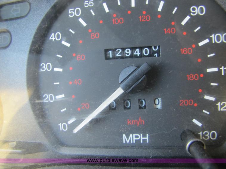 image for item 8543 1996 Ford Contour GL