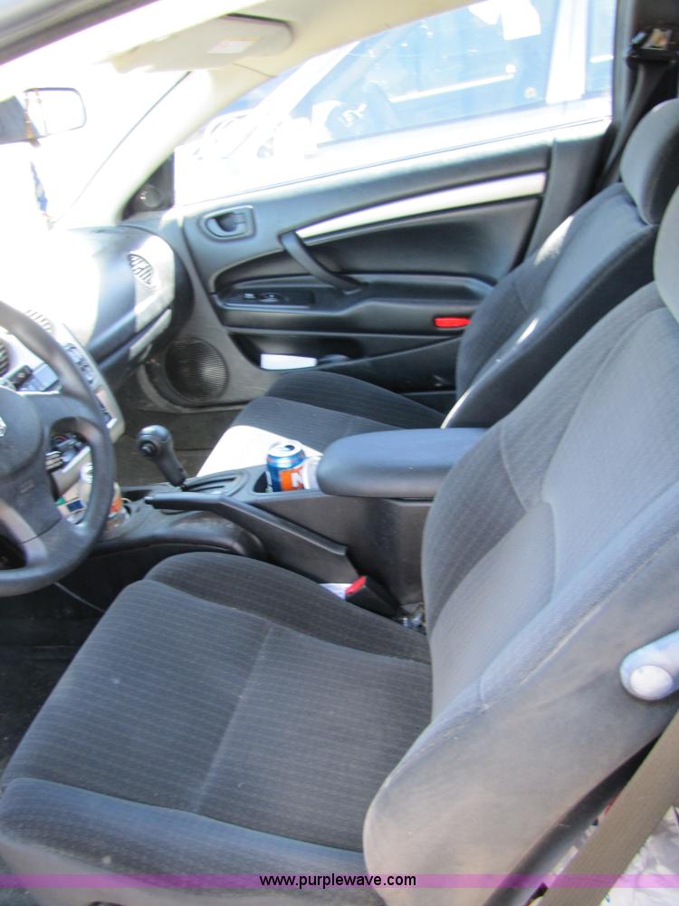 image for item 8544 2003 Dodge Stratus SE