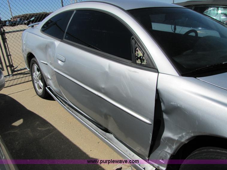 image for item 8544 2003 Dodge Stratus SE