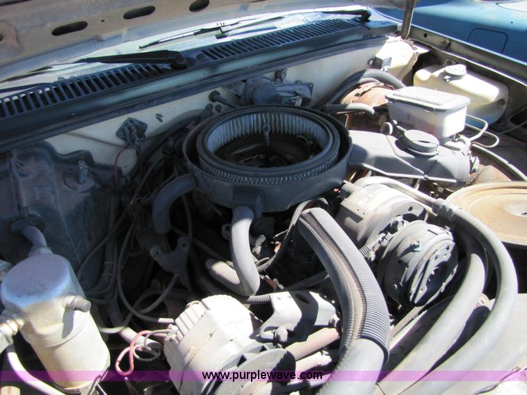 image for item 8547 1984 Chevrolet S10 extended cab pickup truck