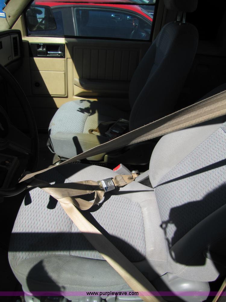 image for item 8547 1984 Chevrolet S10 extended cab pickup truck