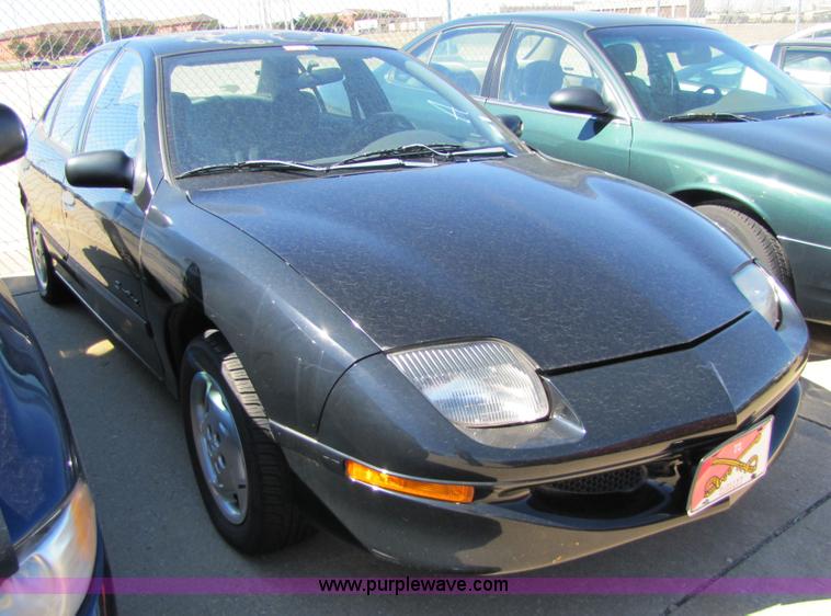 image for item 8549 1998 Pontiac Sunfire SE