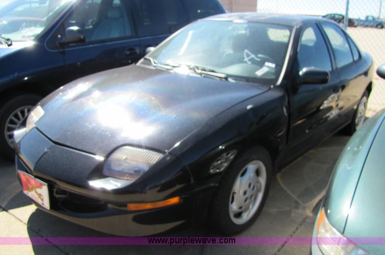 image for item 8549 1998 Pontiac Sunfire SE